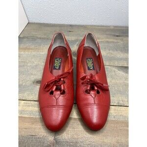 VTG VALLEY LANE Cherry Red Leather Lace Up Heels Size 7.5